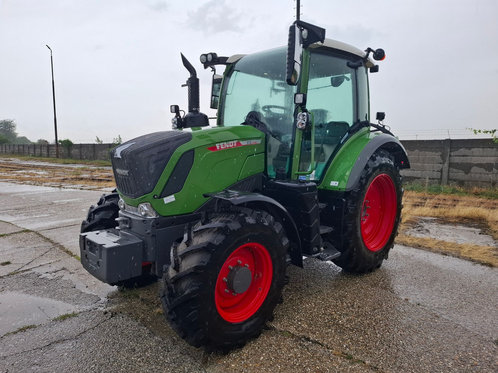 Fendt 312 Vario Tractor €126,400