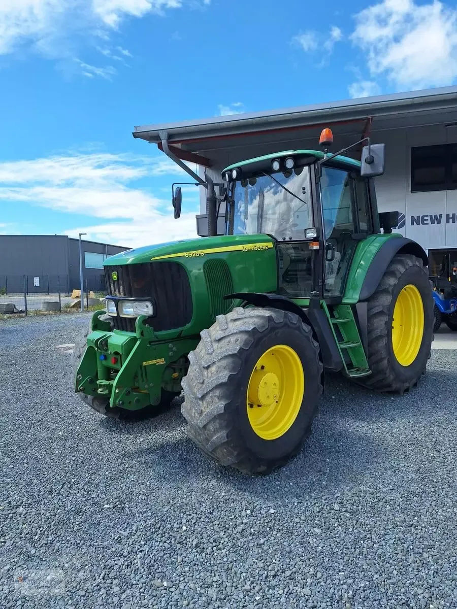 E-FARM: John Deere 6920S Premium - Tractor - id JBF9NJK - 34.370 € - Año: 2002 - Horas: 14.230,Potencia del motor: 160,Alemania
