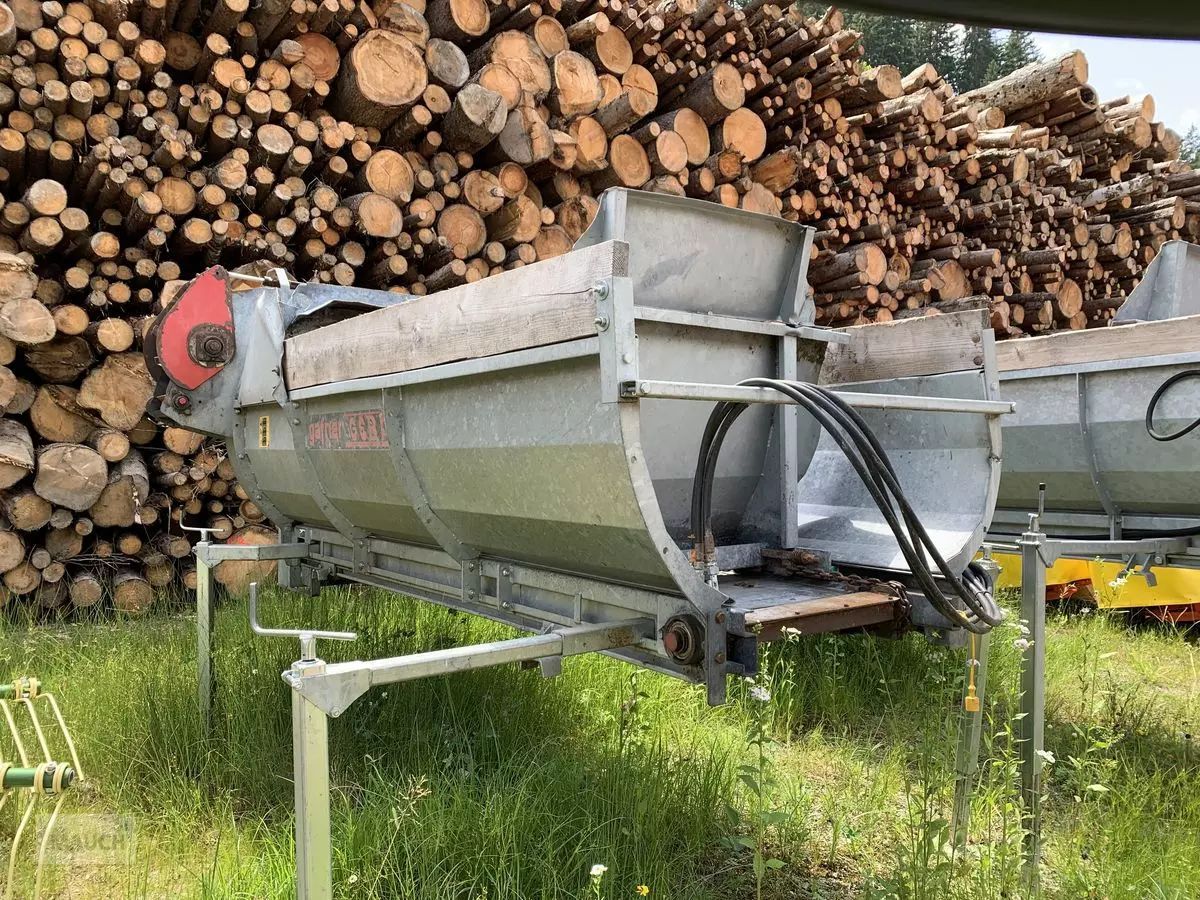 E-FARM: Other seitenstreuer 2.7 hv - Manure and compost spreader - id FSQHKXL - €5,310 - Year of construction: 2001 - Austria