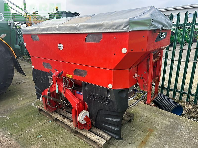 Kuhn axis 40.2 emc-w Fertiliser spreader €7,217