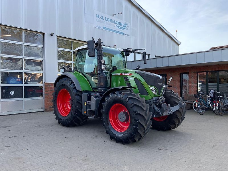 Fendt 724 Vario Tractor €164,500