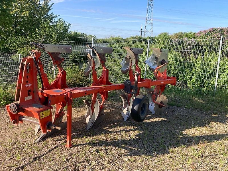 Kuhn standard s 4 t Pług 6494 €