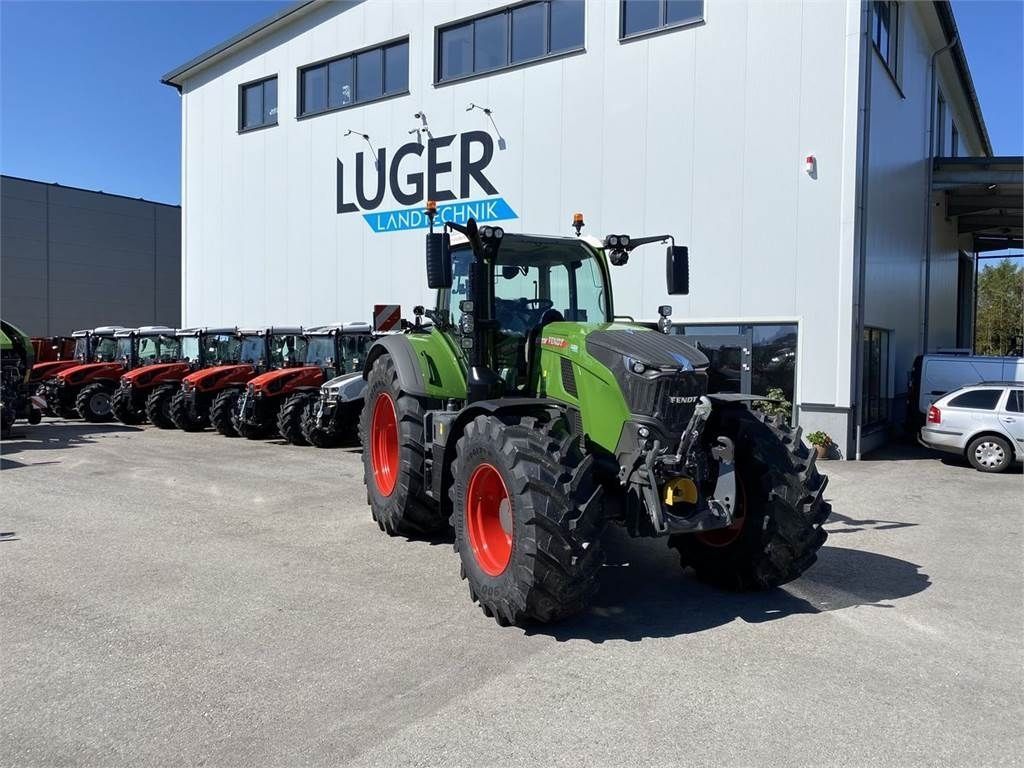 E-FARM: Fendt 728 Vario ProfiPlus - Traktor - id H3EEQ4F - 259.000 € - Baujahr: 2024 - Abgelesene Motorstunden: 121,Motorleistung (PS): 280,Österreich