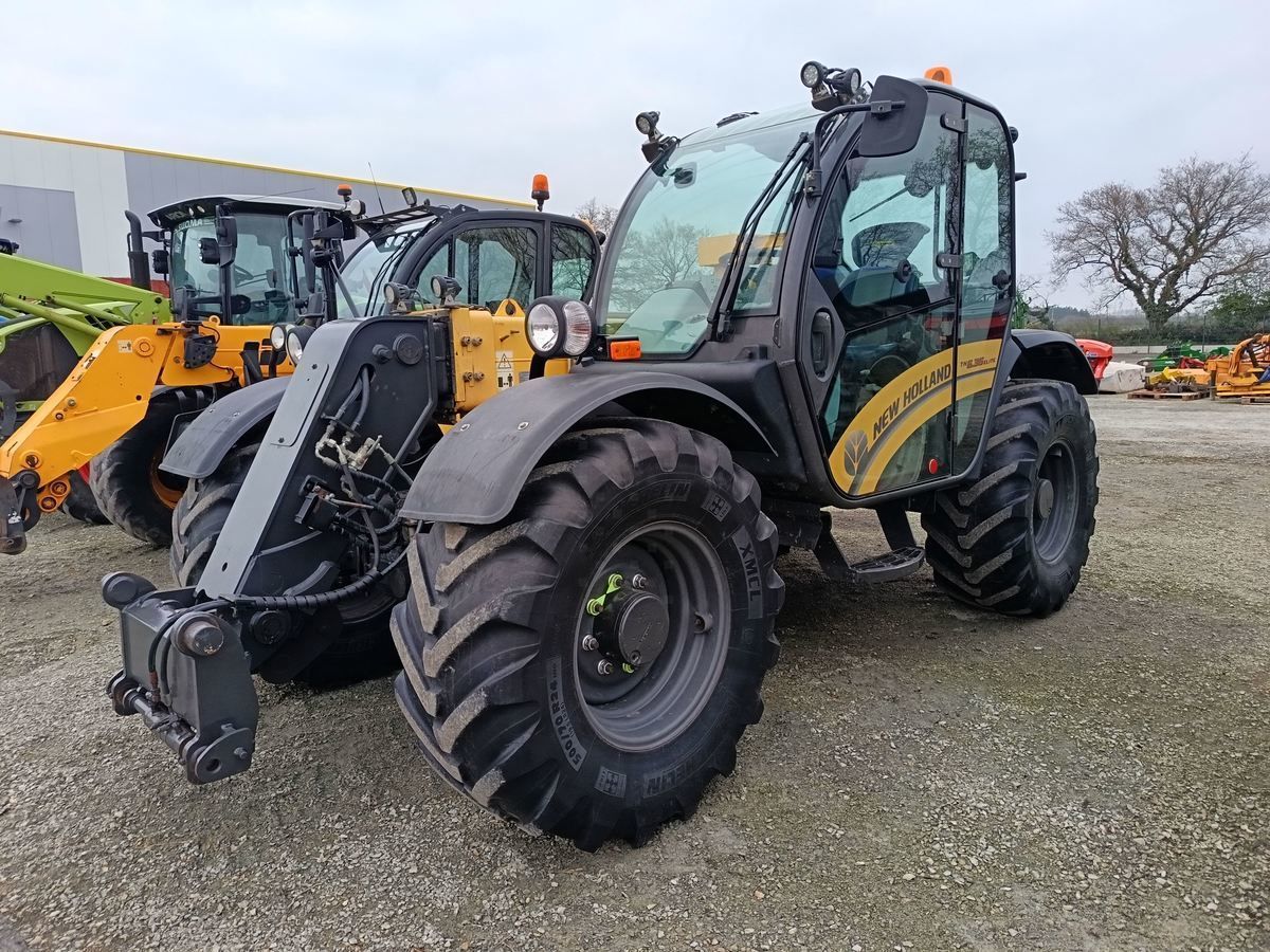 E-FARM: New Holland TX 36 - Telehandler - id RVPLEG1 - €58,500 - Year of construction: 2020 - Engine hours: 1,904,Engine power (HP): 140,France