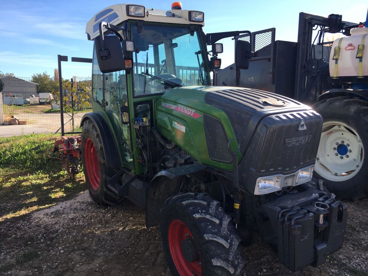 E-FARM: Fendt 209 S - Tracteur - id AM4TVWT - 69 000 € - Année: 2020 - Lecture du nombre d'heure: 2 300,Puissance du moteur (chevaux): 90,France