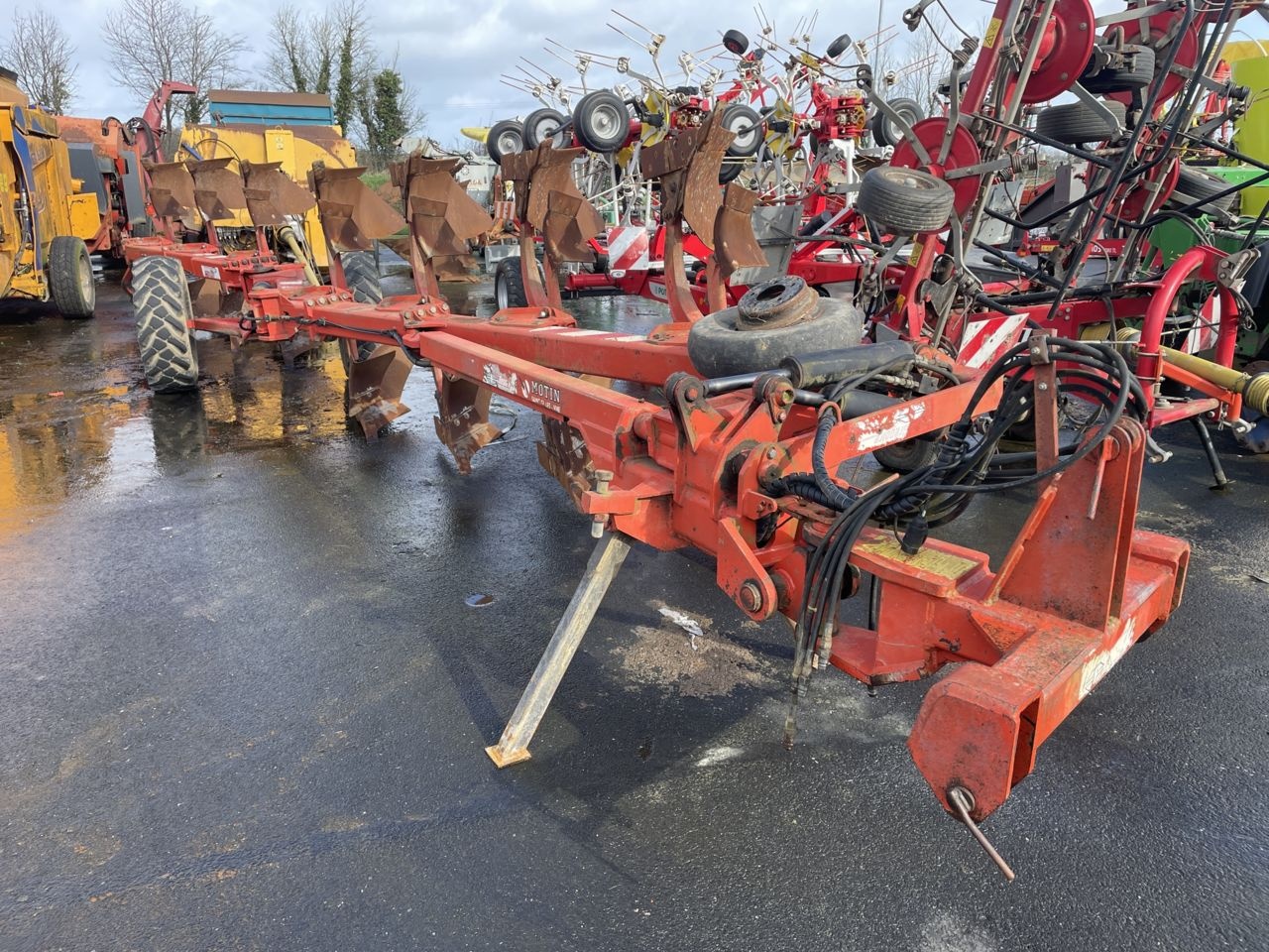 GREGOIRE BESSON sperb7 plough 8 800 €