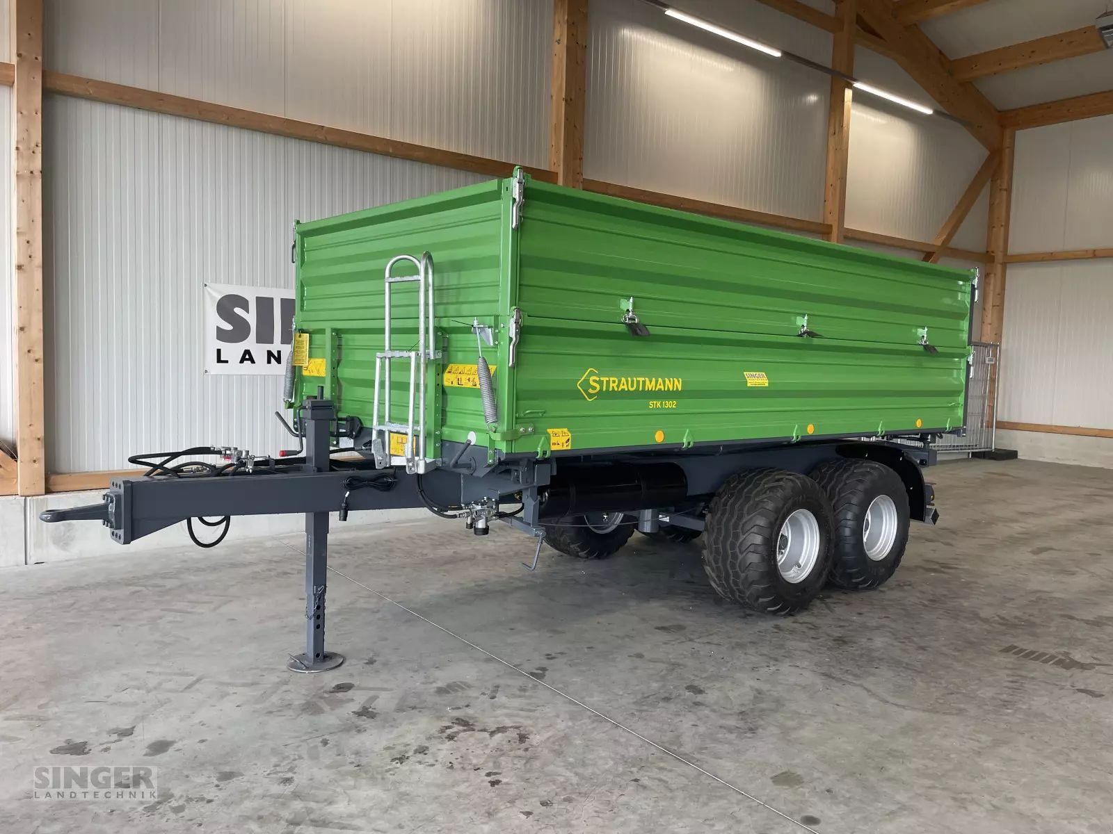 E-FARM: Strautmann STK 1302 - Tipper - id ZII5PZG - €18,487 - Year of construction: 2024 - Germany
