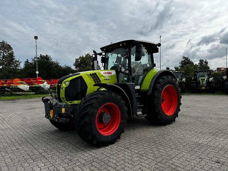 E-FARM: Claas Trion 660 - Tractor - id 2I8F4PR - Anul: 2018 - Citeste ore: 4.043,Muterea motorului: 205,Germania