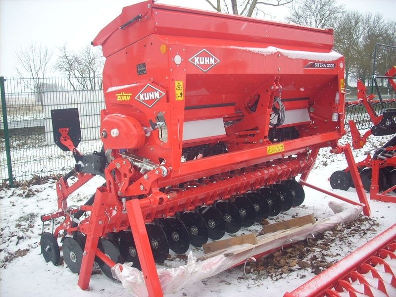 Kuhn Sitera 3000-24 DS drill €21,750