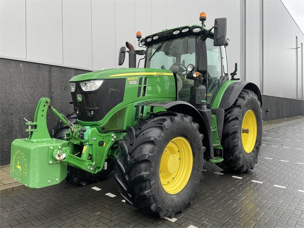 John Deere 6230R Τρακτέρ 134.500 €