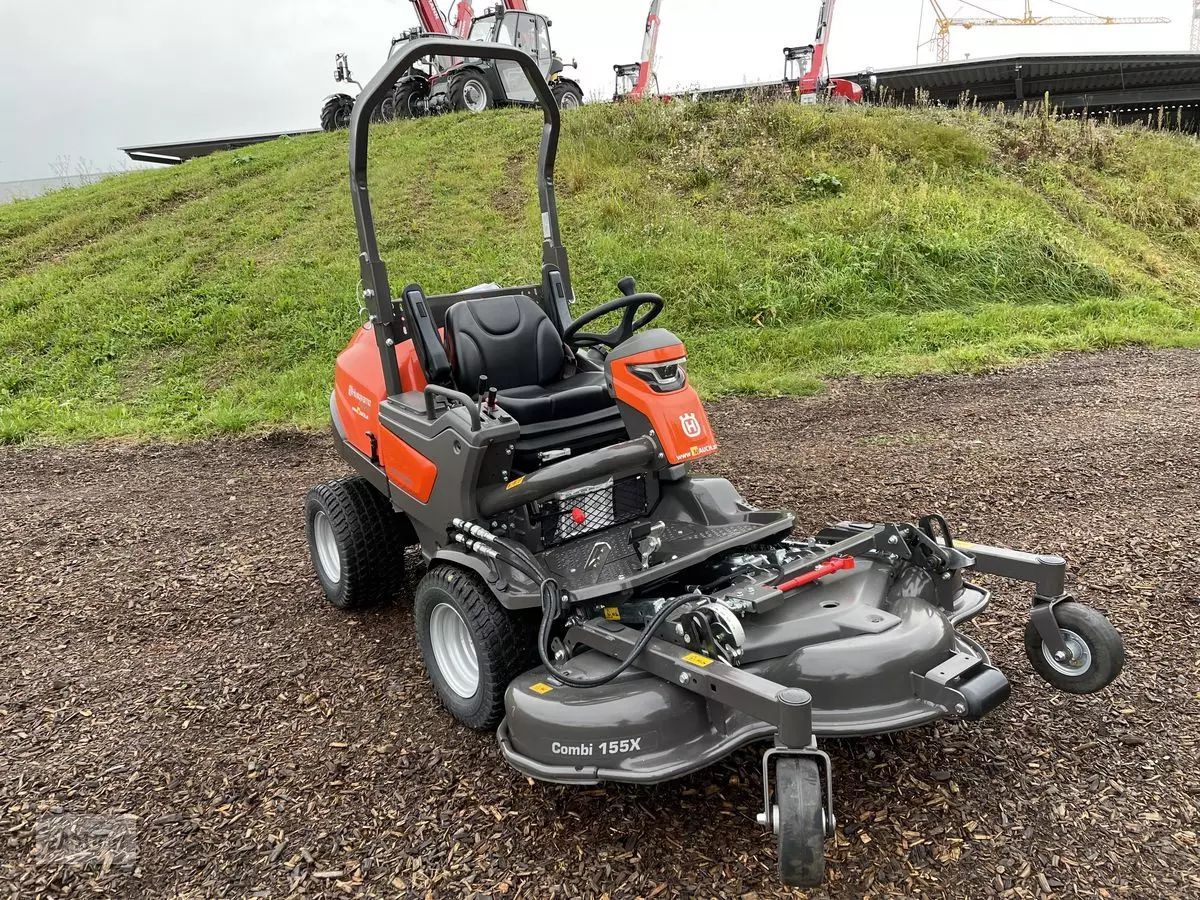 E-FARM: Husqvarna rider p 525dx mit mähdeck, diesel, allrad, servo - Plæneklipper - id AKCAW1M - 22.158 € - Østrig