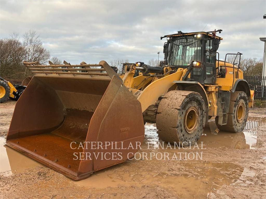 Caterpillar 966M Cargador de ruedas 87.766 €