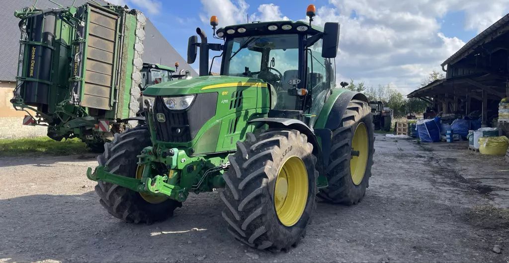 John Deere 6155 R Tractor €94,000