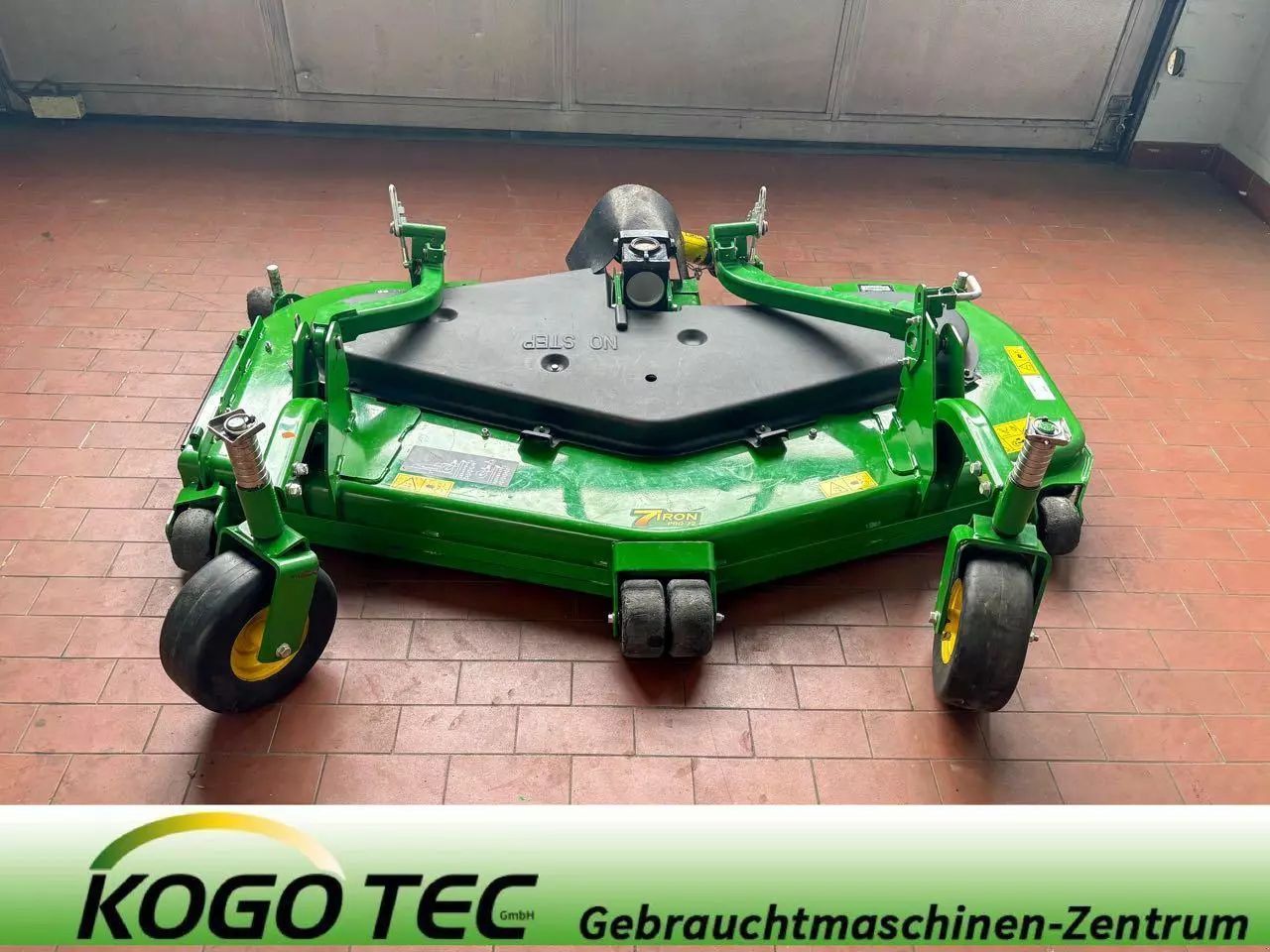 John Deere 185 Mower €5,939