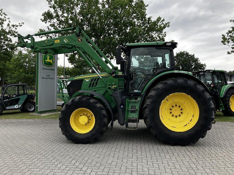 John Deere 6215 R Tractor €69,900