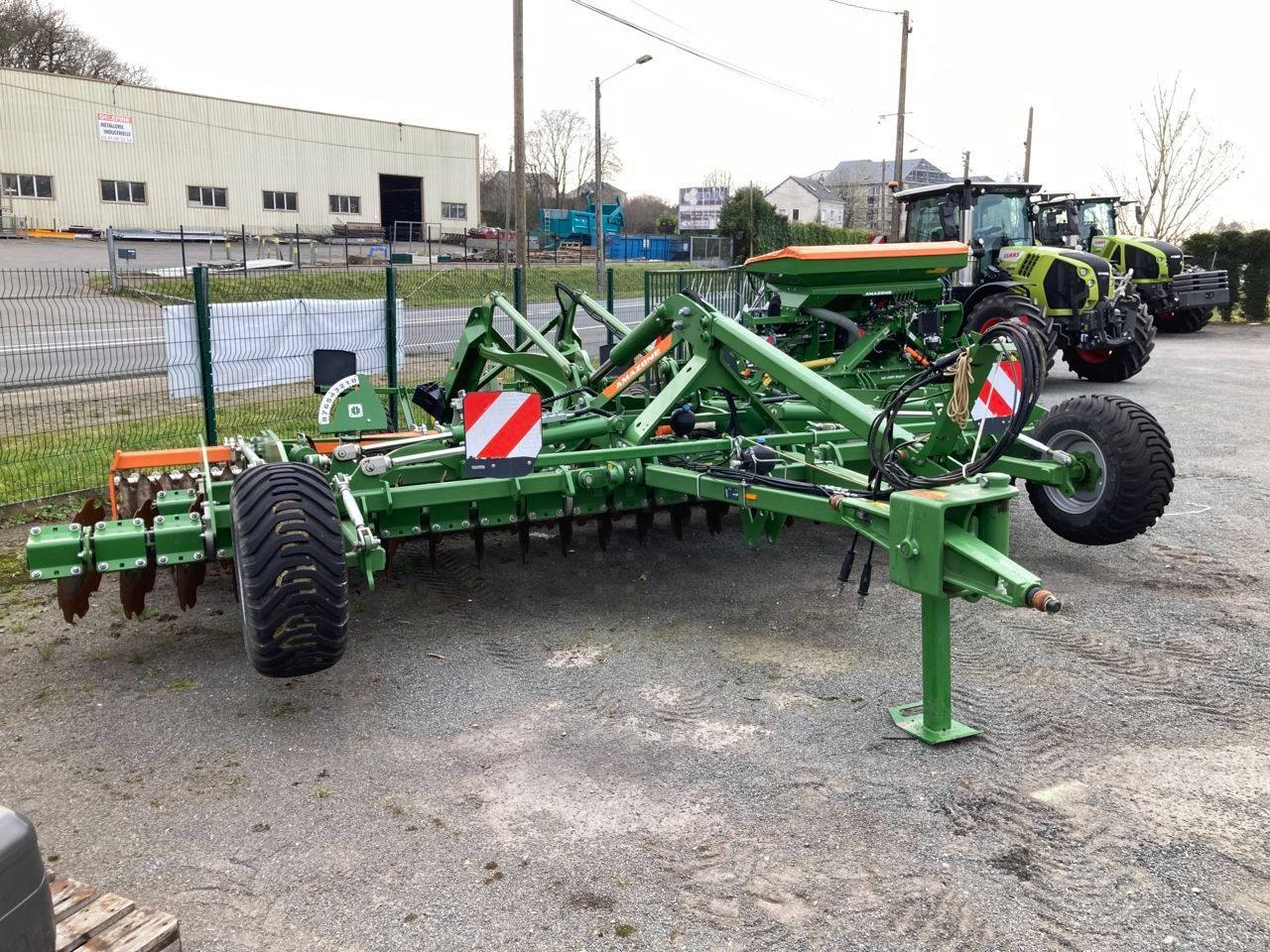 E-FARM: Amazone catros xl 6003-2 ts - Cultivateur - id KHMEUC7 - 52 500 € - Année: 2023 - France
