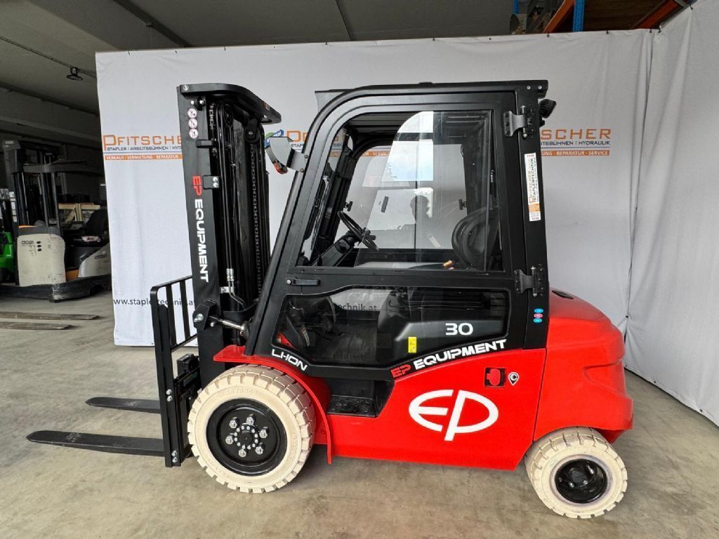 EP Equipment efl 303 Вилочный погрузчик