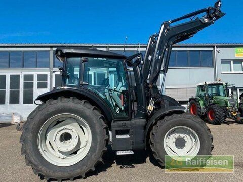 Valtra G135V Traktor 97.479 €