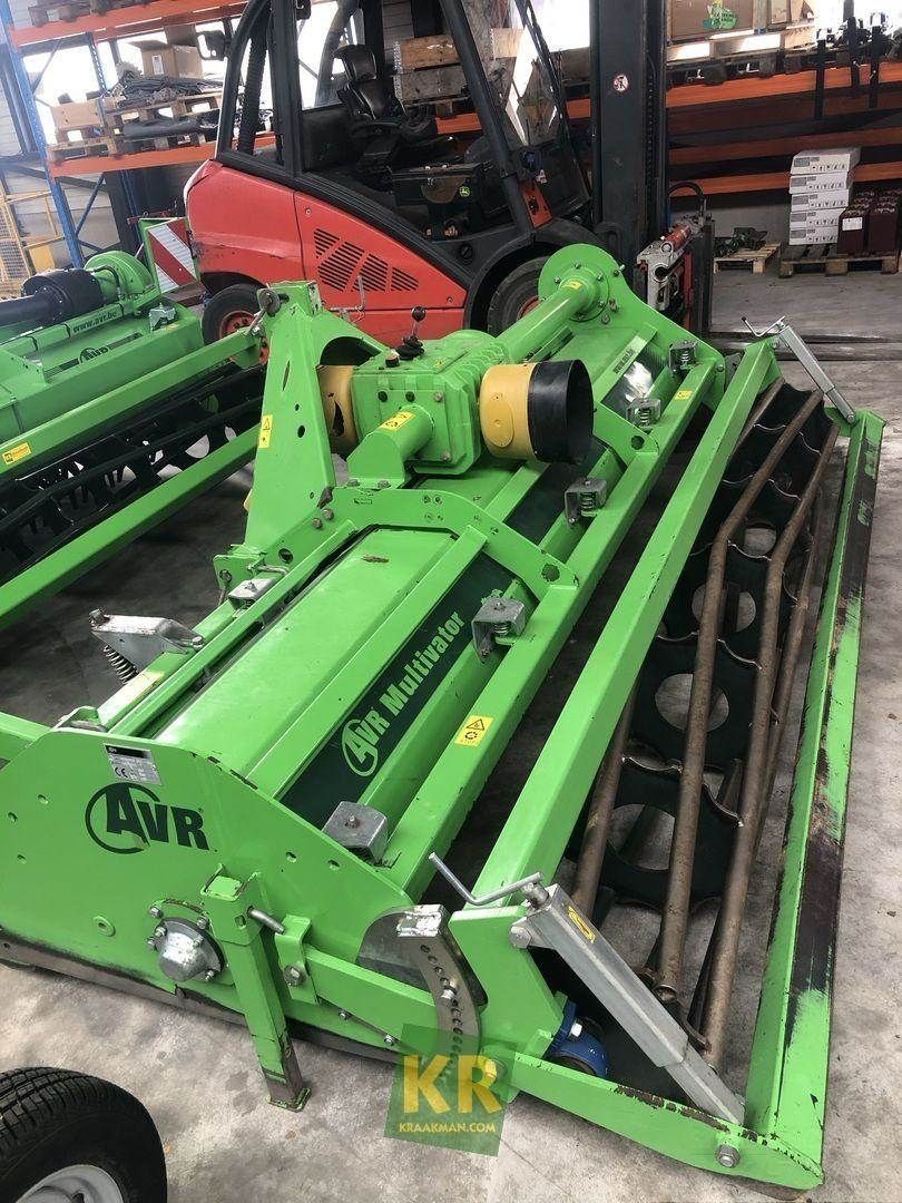 E-FARM: AVR multivator - Vrhunski pripomoček Haulm - id XEP75NZ - Nizozemska