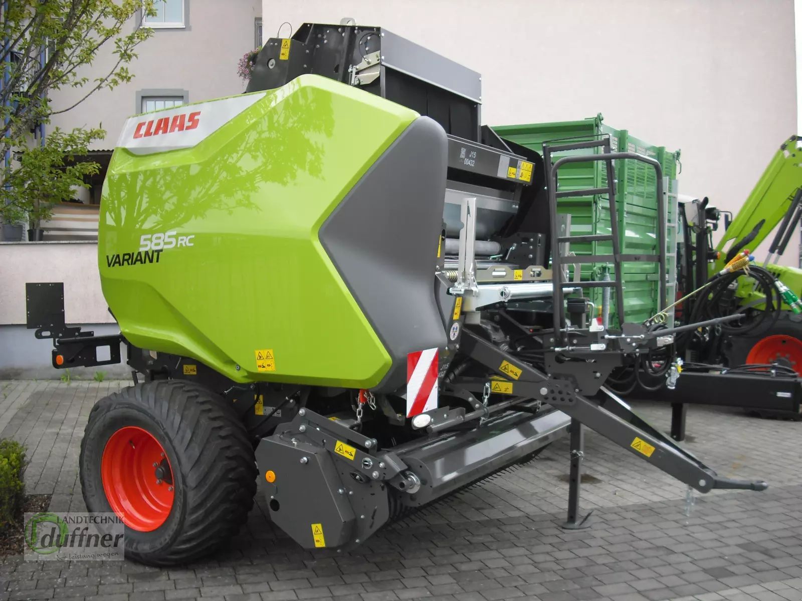 E-FARM: Claas Variant 585 RC Pro - Baler - id F7TSJRB - €59,900 - Year of construction: 2023 - Germany