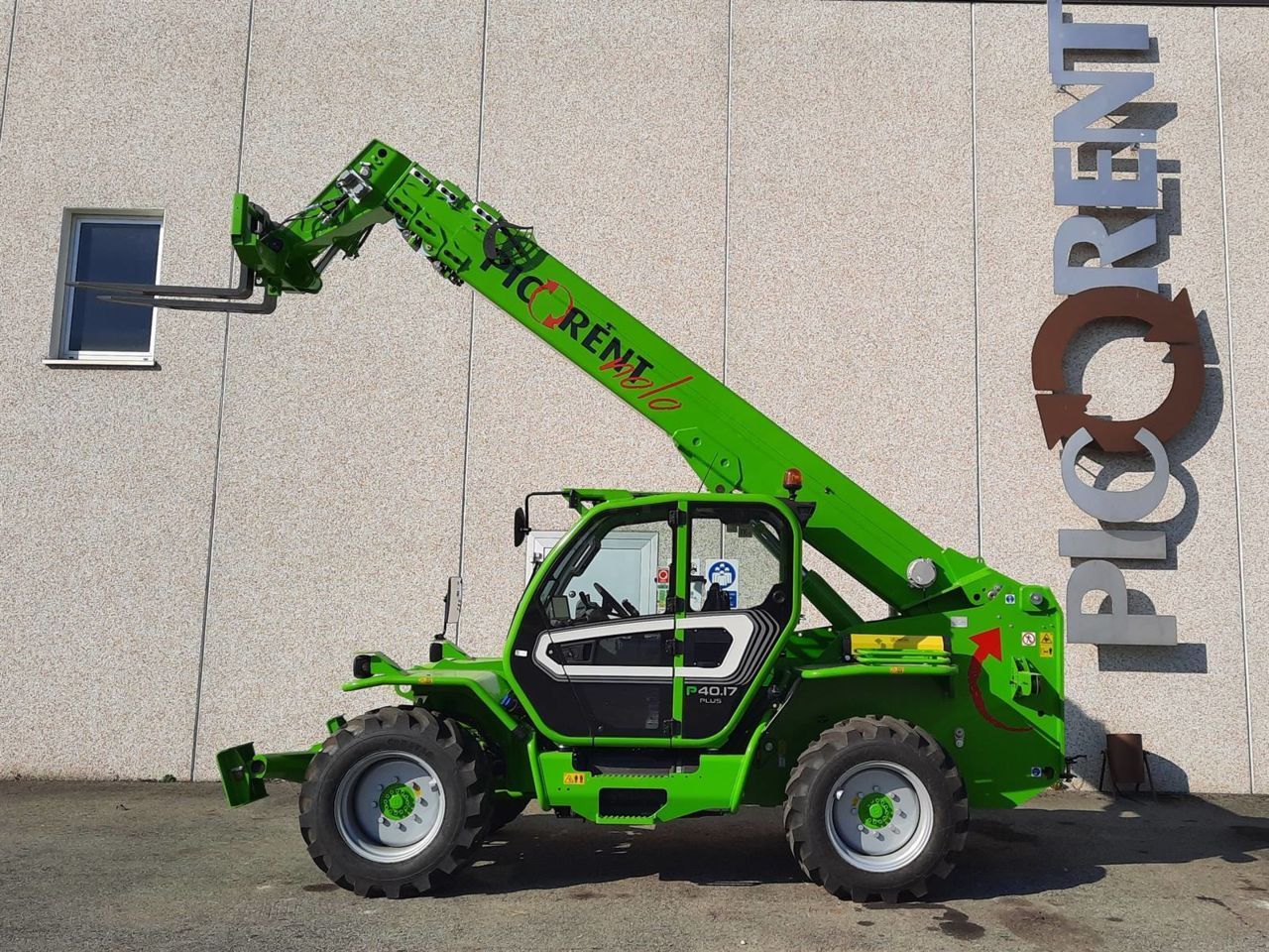Merlo p40.17 plus Ładowacz teleskopowy 70 000 €