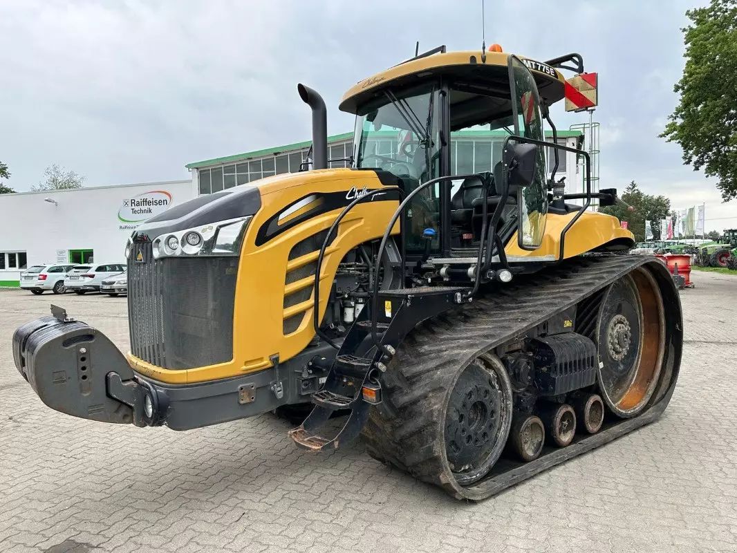 E-FARM: Challenger mt 775 e - Tractor - id BC6GEJ6 - 95.500 EUR - Anul: 2016 - Citeste ore: 5.530,Muterea motorului: 405,Germania
