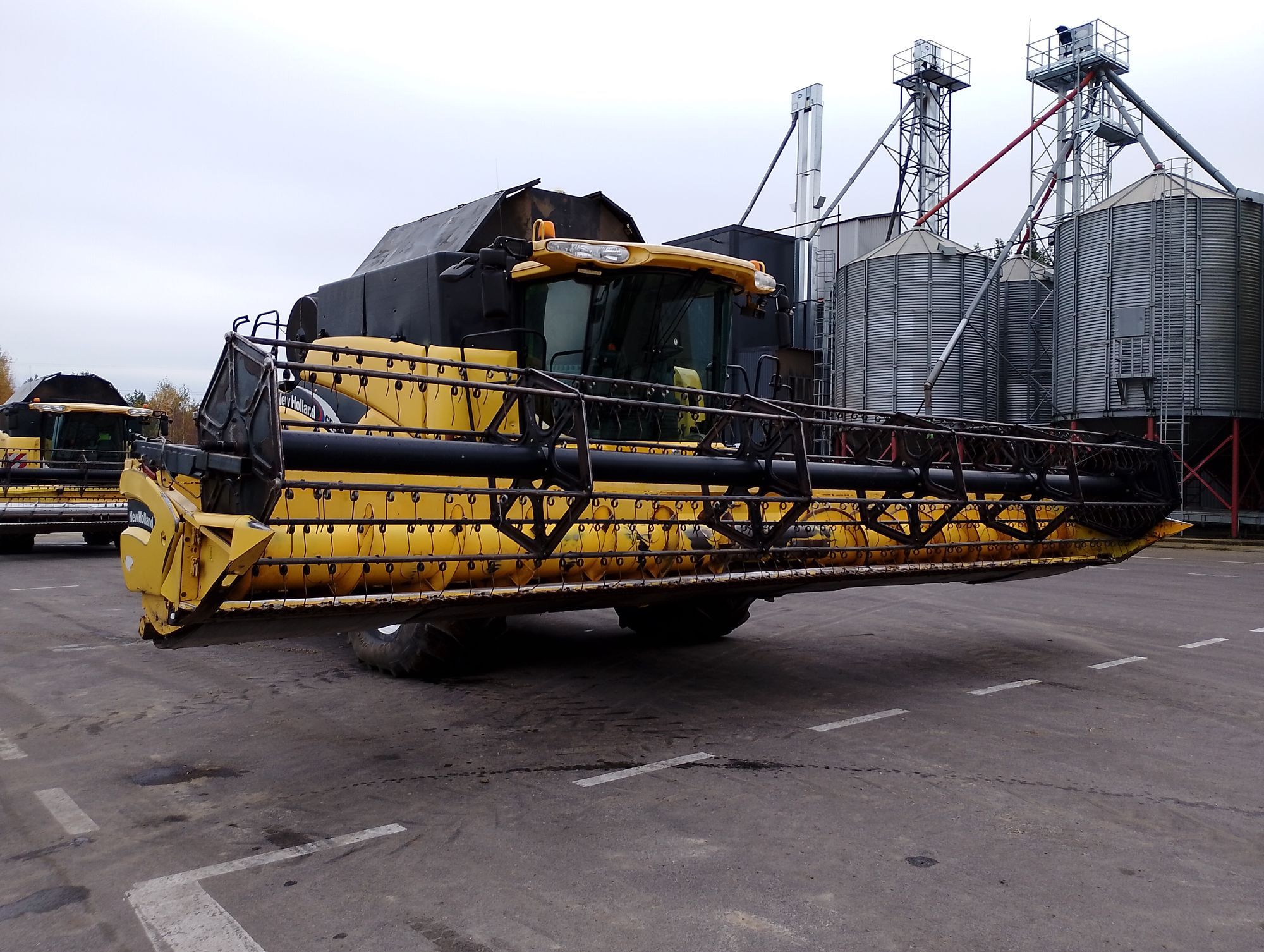 New Holland CR 980 Moissonneuse-batteuse 46 000 €