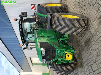 E-FARM: John Deere 6250 R - Tractor - id Z9KHNIQ - €127,000 - Year of construction: 2019 - Engine hours: 5,000,Engine power (HP): 250,Germany