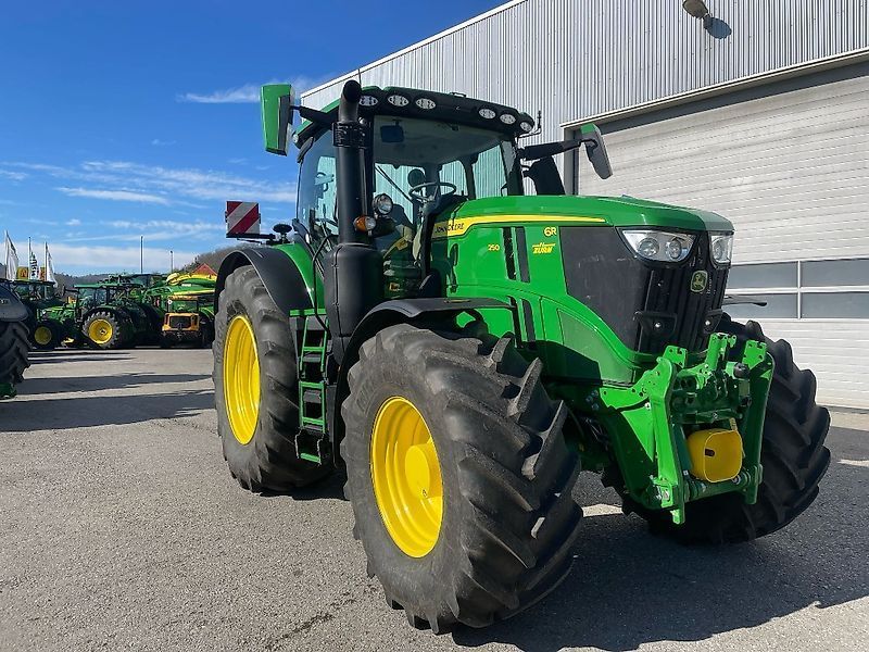 E-FARM: John Deere 6R 250 - Tractor - id SWRMJJE - €185,000 - Year of construction: 2022 - Engine hours: 792,Engine power (HP): 250,Germany