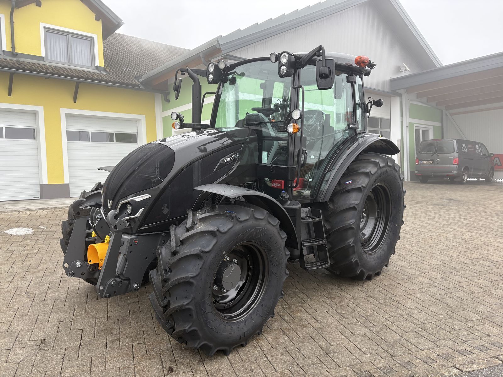 Valtra A105 Traktorius 77 500 €