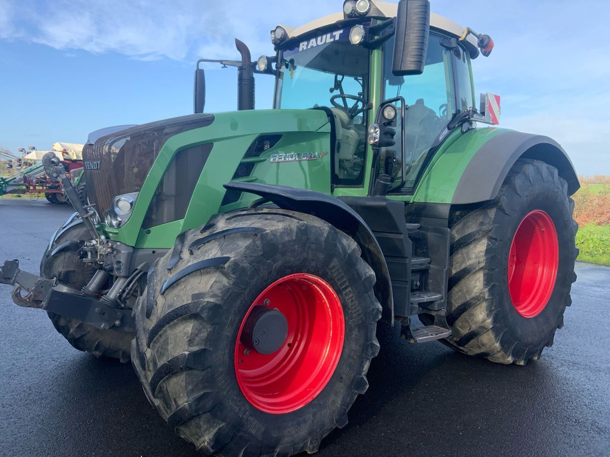 Fendt 824 Vario Profi Tractor 120.000 EUR