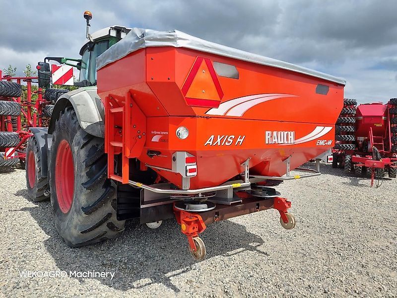 E-FARM: Rauch axis h 30.2 emc+w -speed - Düngerstreuer - id RLKZRLB - 15.274 € - Baujahr: 2018 - Dänemark