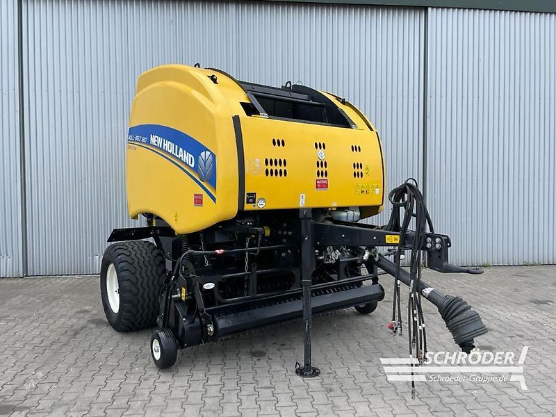 E-FARM: New Holland Roll-Belt 180 Cropcutter - Presă de balotat - id JSY2IN8 - 27.885 EUR - Anul: 2021 - Numărul total de baloți produși: 8.144,Germania