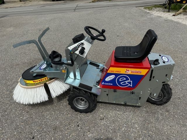 E-FARM: Westermann cm 2 pro e-lectric - Diserbo meccanico - id FEYSVWD - 6.659 € - Anno di costruzione: 2024 - Austria