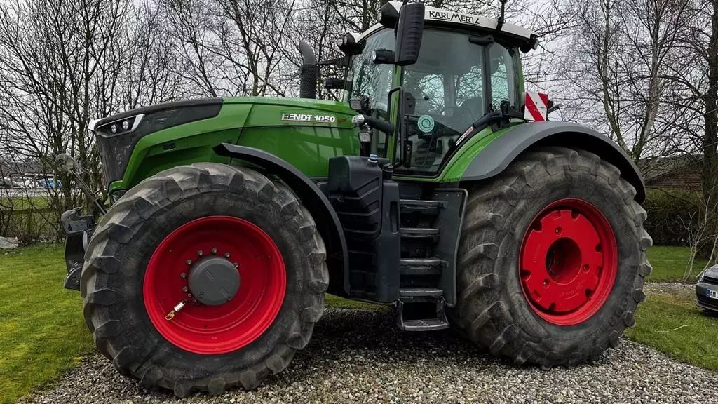 Fendt 1050 Vario Profi Plus Tractor 266.959 EUR