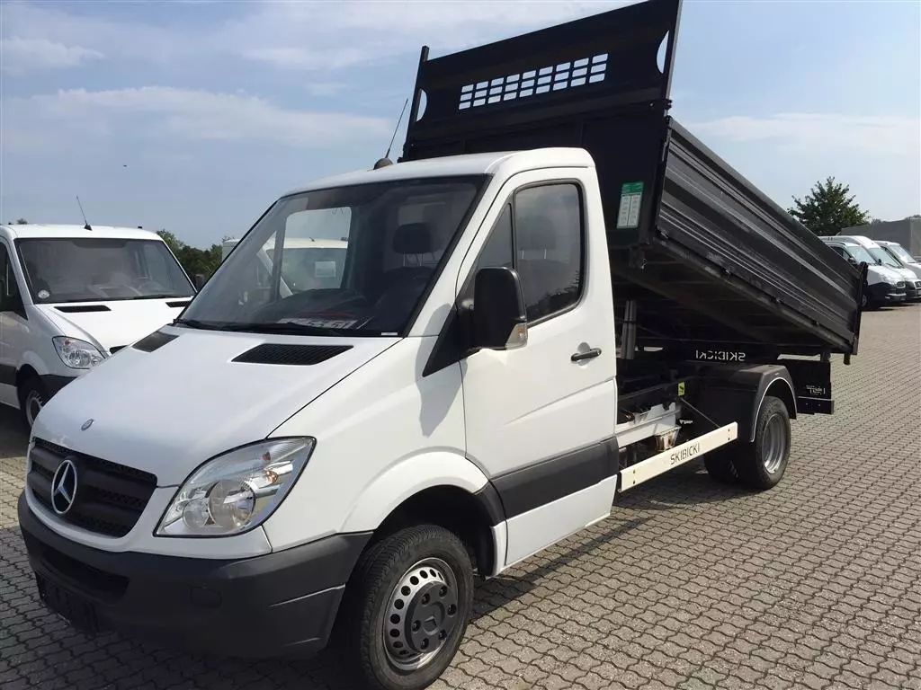 Mercedes-Benz sprinter 516 med 3 vejs tip Componenti 32.104 €