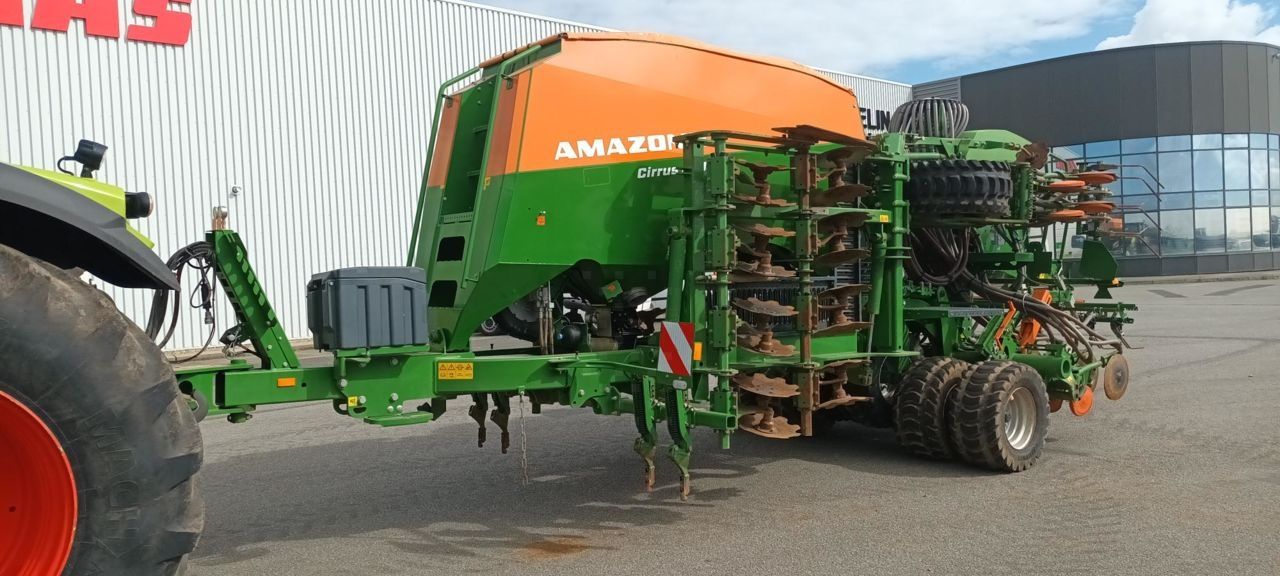E-FARM: Amazone cirrus 4003-2 - Direkte såmaskine - id Z3B3NDM - 73.000 € - Produktionsår: 2020 - Frankrig
