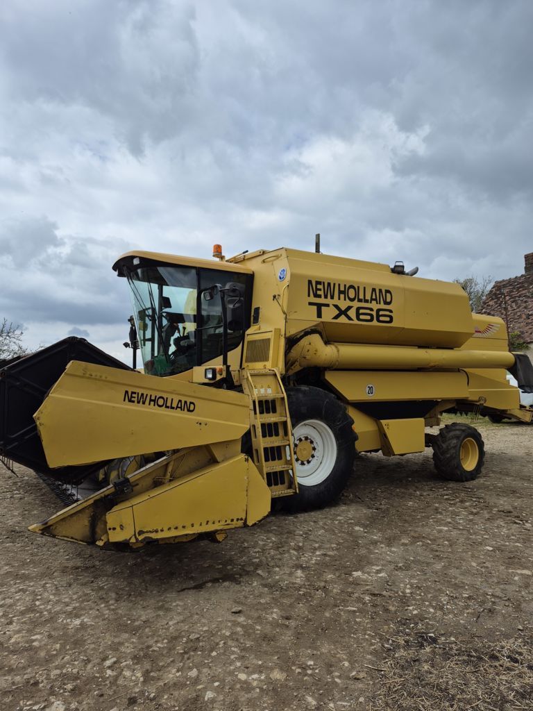 New Holland TX 66 Cosechadora 31.000 €