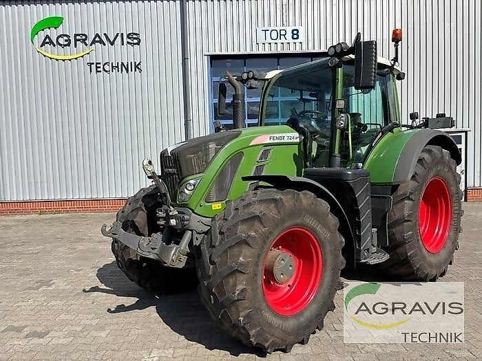 E-FARM: Fendt 724 Vario - Tractor - id YRJ8WLG - €99,900 - Year of construction: 2017 - Engine hours: 7,902,Engine power (HP): 237,Germany