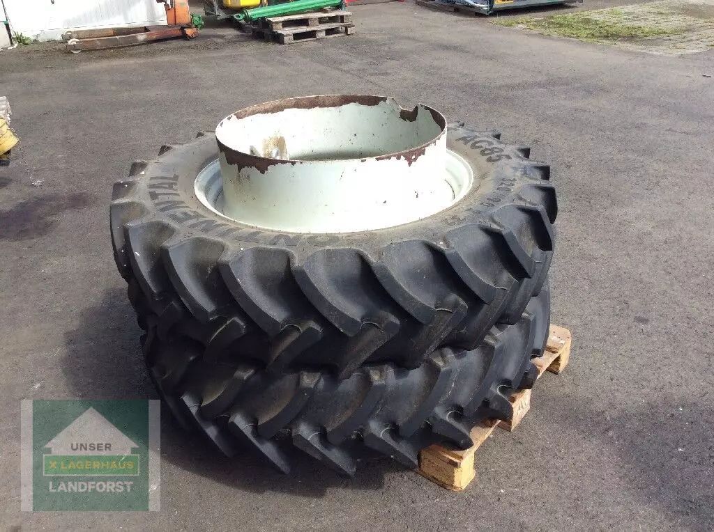 E-FARM: TRINKER 320/90-r32 - Räder und Raupenlaufwerk - id SXS3ECZ - Baujahr: 2015 - Österreich