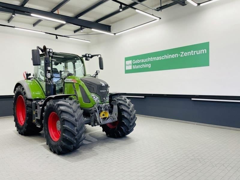 Fendt 724 Vario Profi Plus Traktor 156.891 €