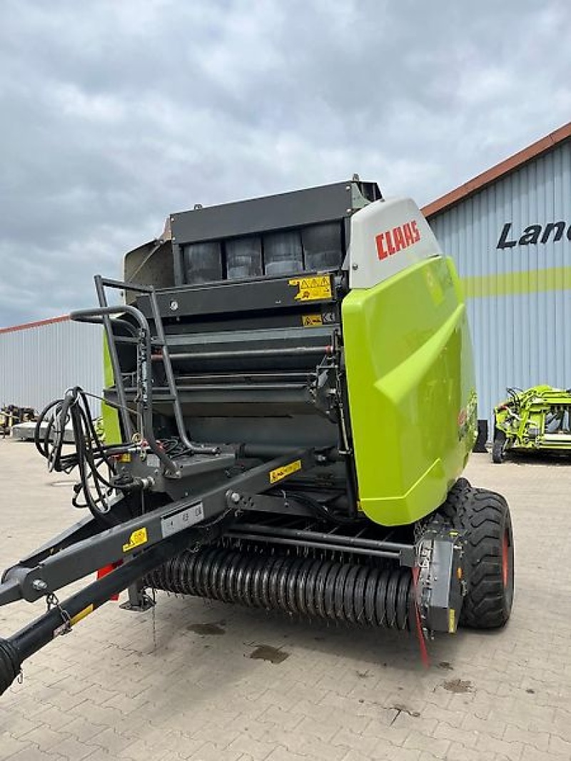 Claas Variant 380 RC baler €18,900