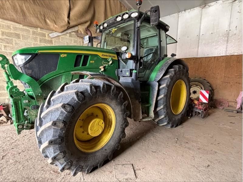 E-FARM: John Deere 6R 165 - Trattore - id XT4VZND - 135.000 € - Anno di costruzione: 2022 - Ore: 1.300,Potenza del motore: 165,Francia