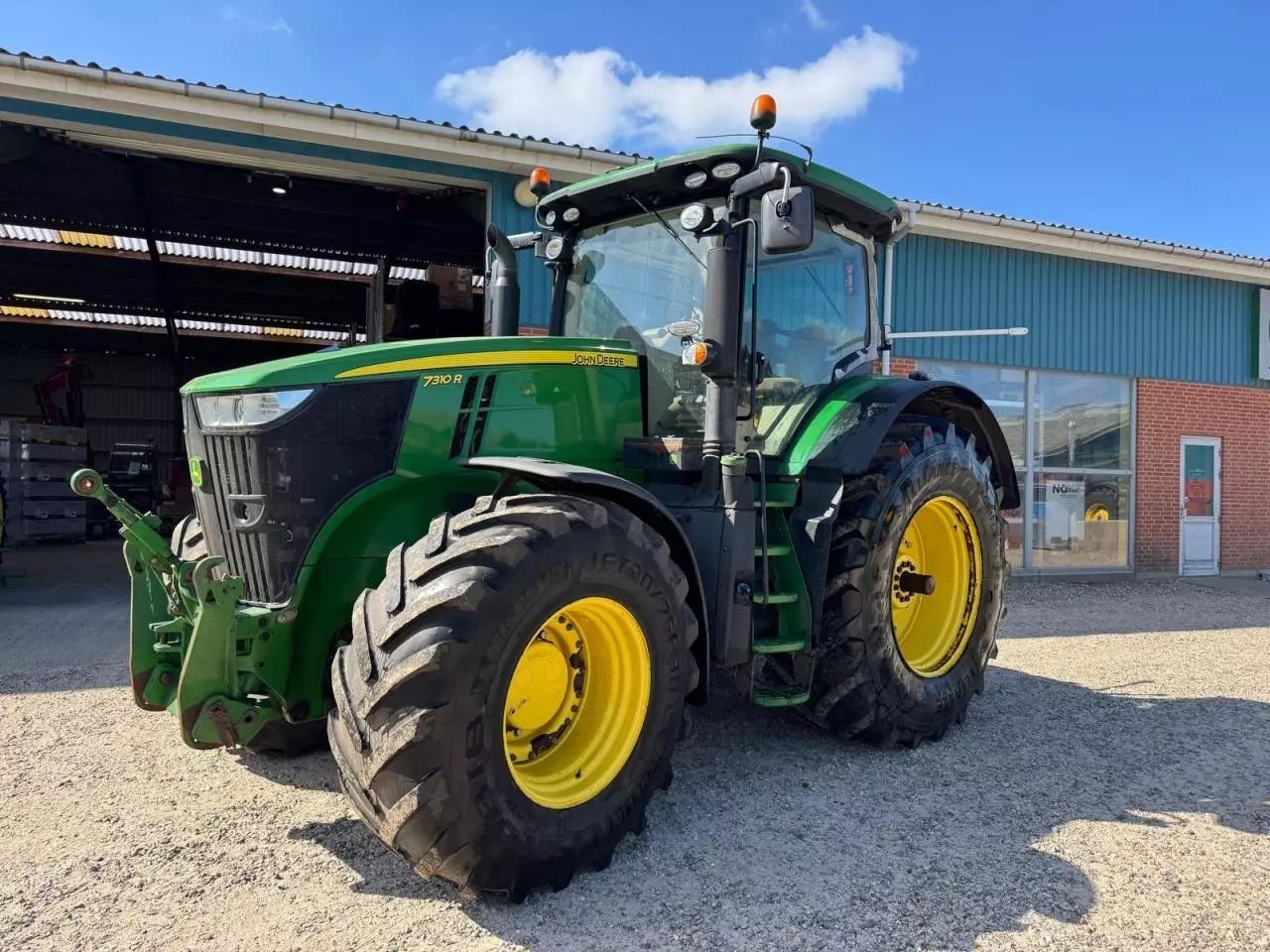 John Deere 7310 R Tractor 100.235 €
