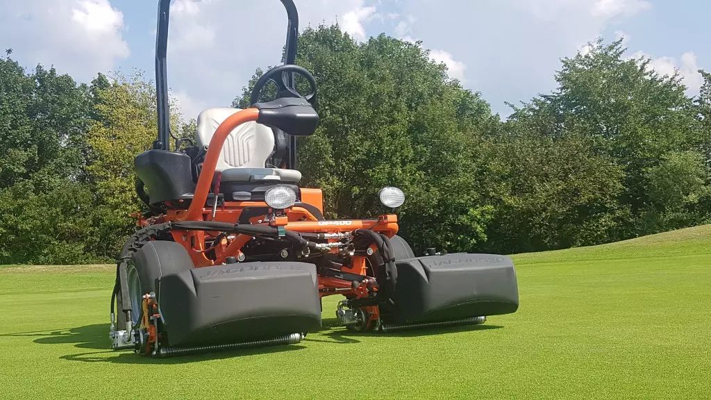 E-FARM: Jacobsen gp400-3wd - Lawn mower - id MEBPTTW - Year of construction: 2025 - Germany