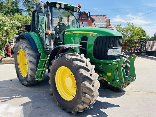 John Deere 7530 Premium Tractor €47,022