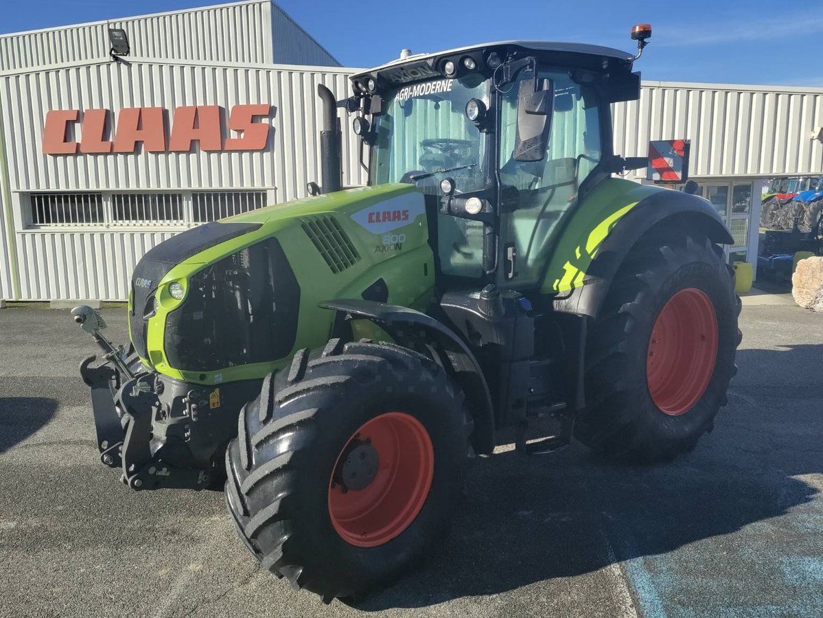 Claas Axion 800 Tractor €122,000