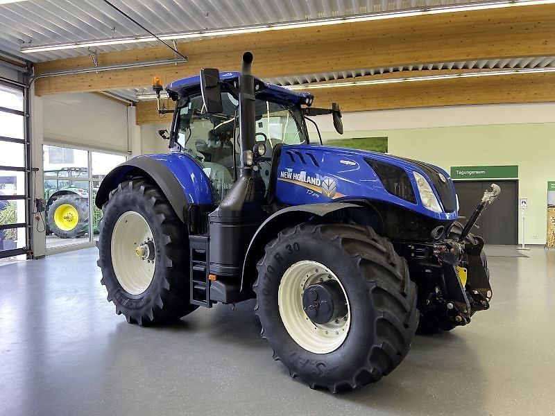 E-FARM: New Holland T7.275 - Tractor - id BD3E7ZV - €99,000 - Year of construction: 2020 - Engine hours: 3,830,Engine power (HP): 275,Germany