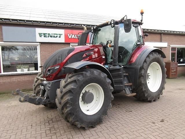 Valtra T 174 Tractor 70.000 EUR