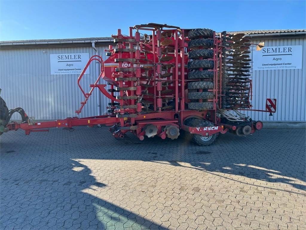 E-FARM: HORSCH Pronto 8 DC - Semoir - id UHN2LGT - 44 102 € - Année: 2007 - Danemark